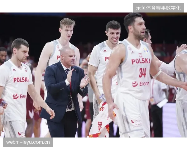 美国队凭借主场优势及年轻球员的成长，普利西奇在世界杯前的状态复苏为球队攻击线注入活力